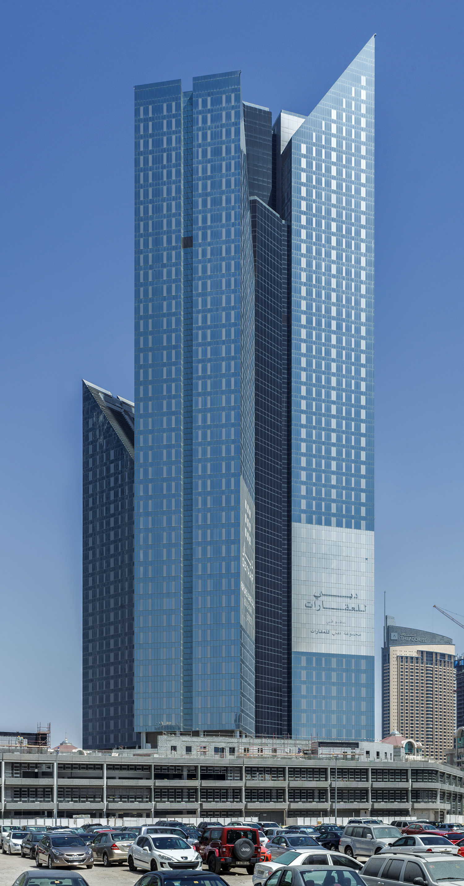 Arady Office Tower, Dubai - View from the northwest. © Mathias Beinling